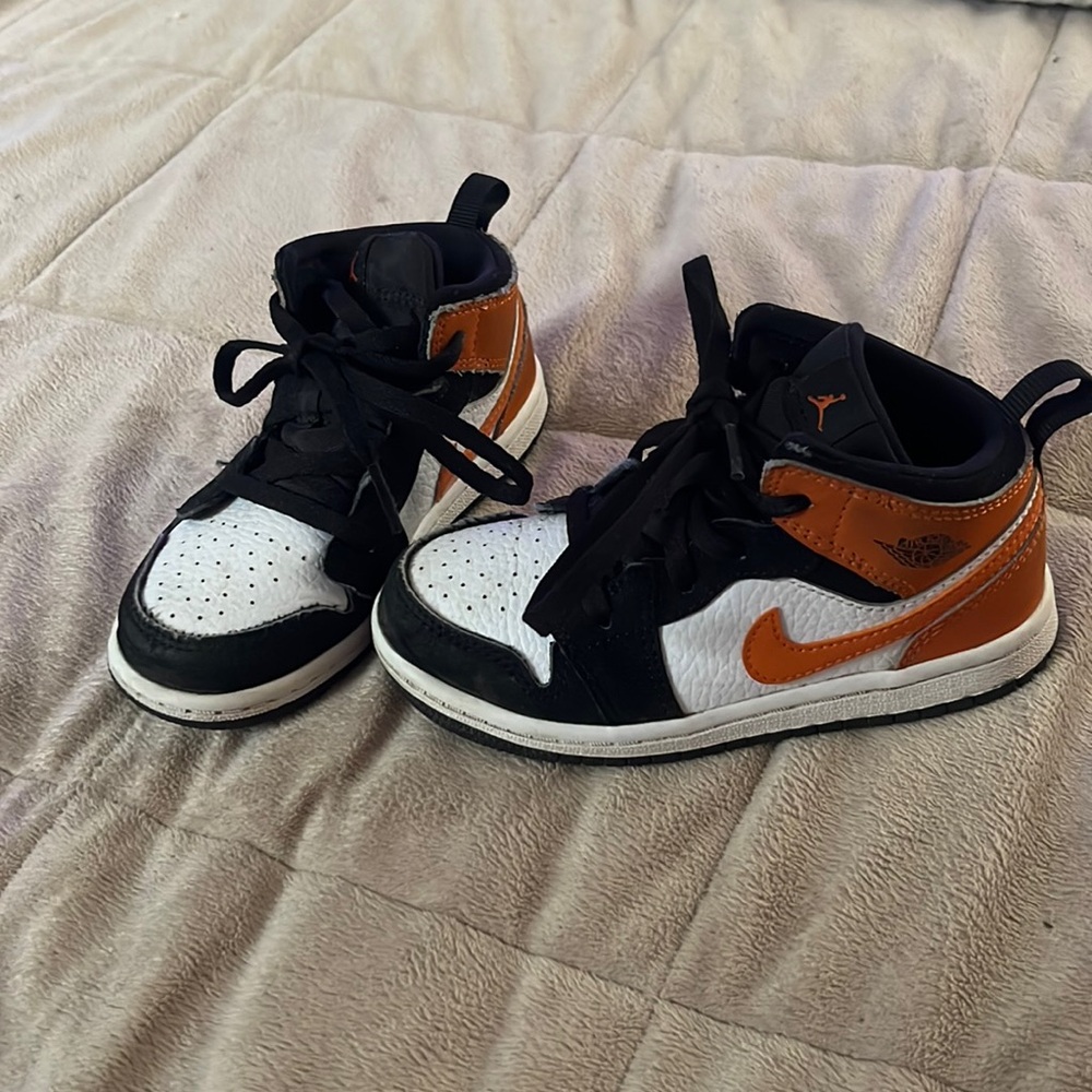Nike shoes